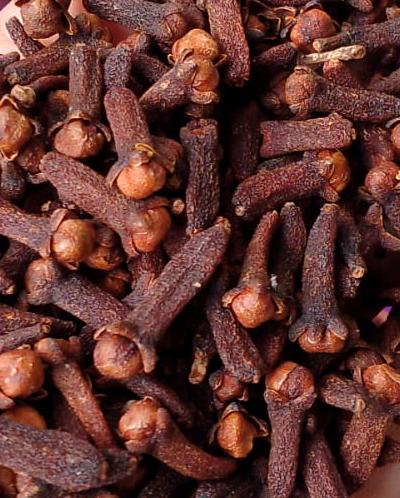 Lalpari Cloves